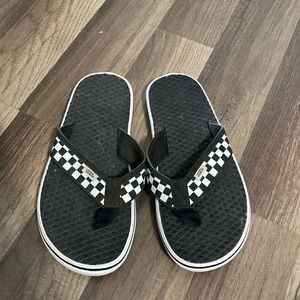 vans flip flops